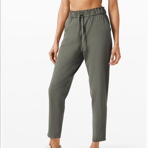 Lululemon on the fly 7/8
